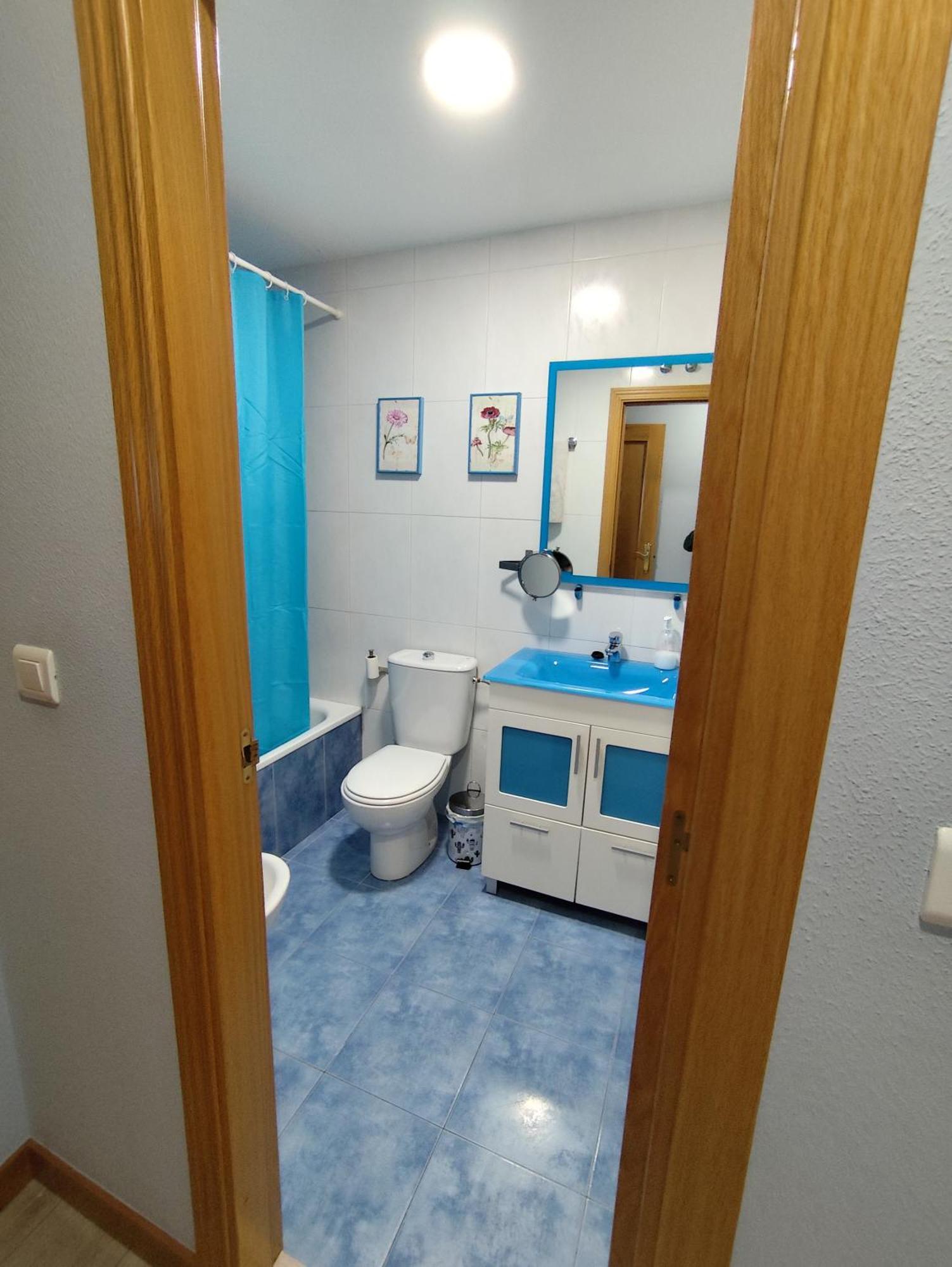Apartamento De Tres Dormitorios Con Garaje Y Todos Los Servicios Cerca Burgo Esterno foto